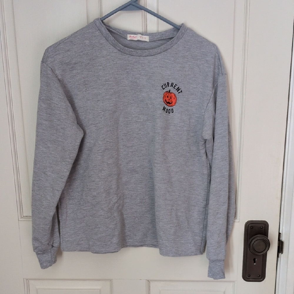 Gray Halloween Long Sleeve Tee with Pumpkin Print